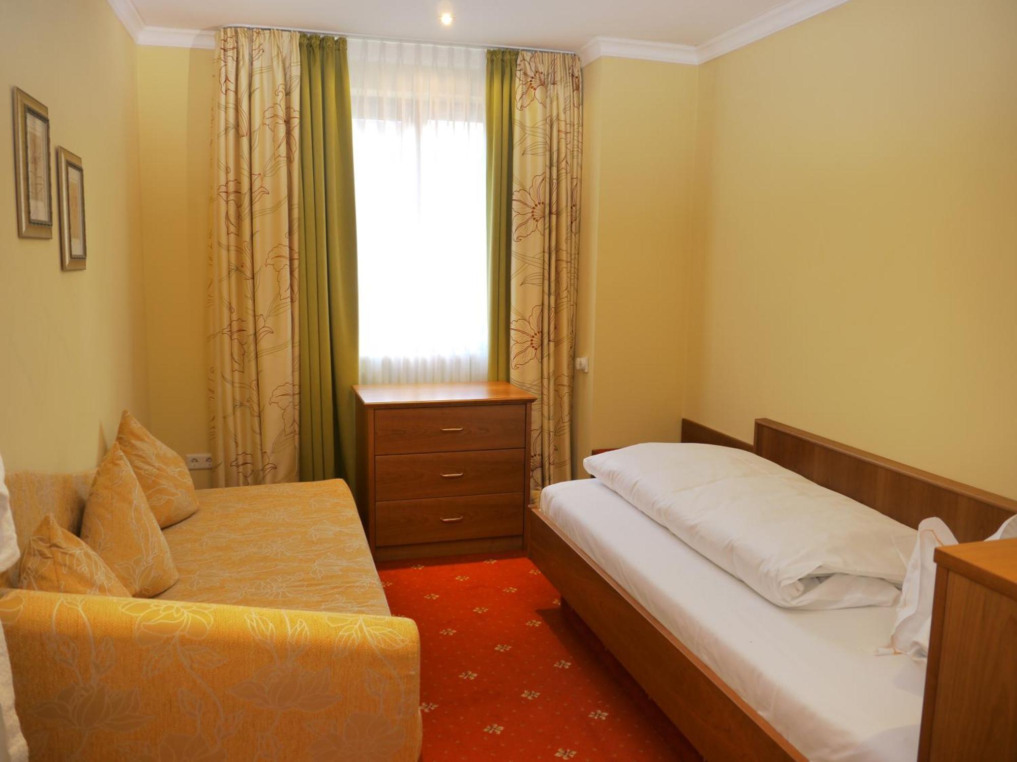 Hotel Thomahof Хинтерцартен Номер фото